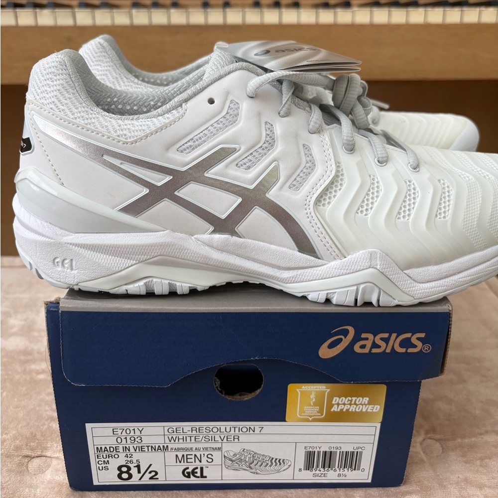 ASICS Gel-Resolution 7 Men's Athletic Shoes - White and Silver SZ 8.5 NWT